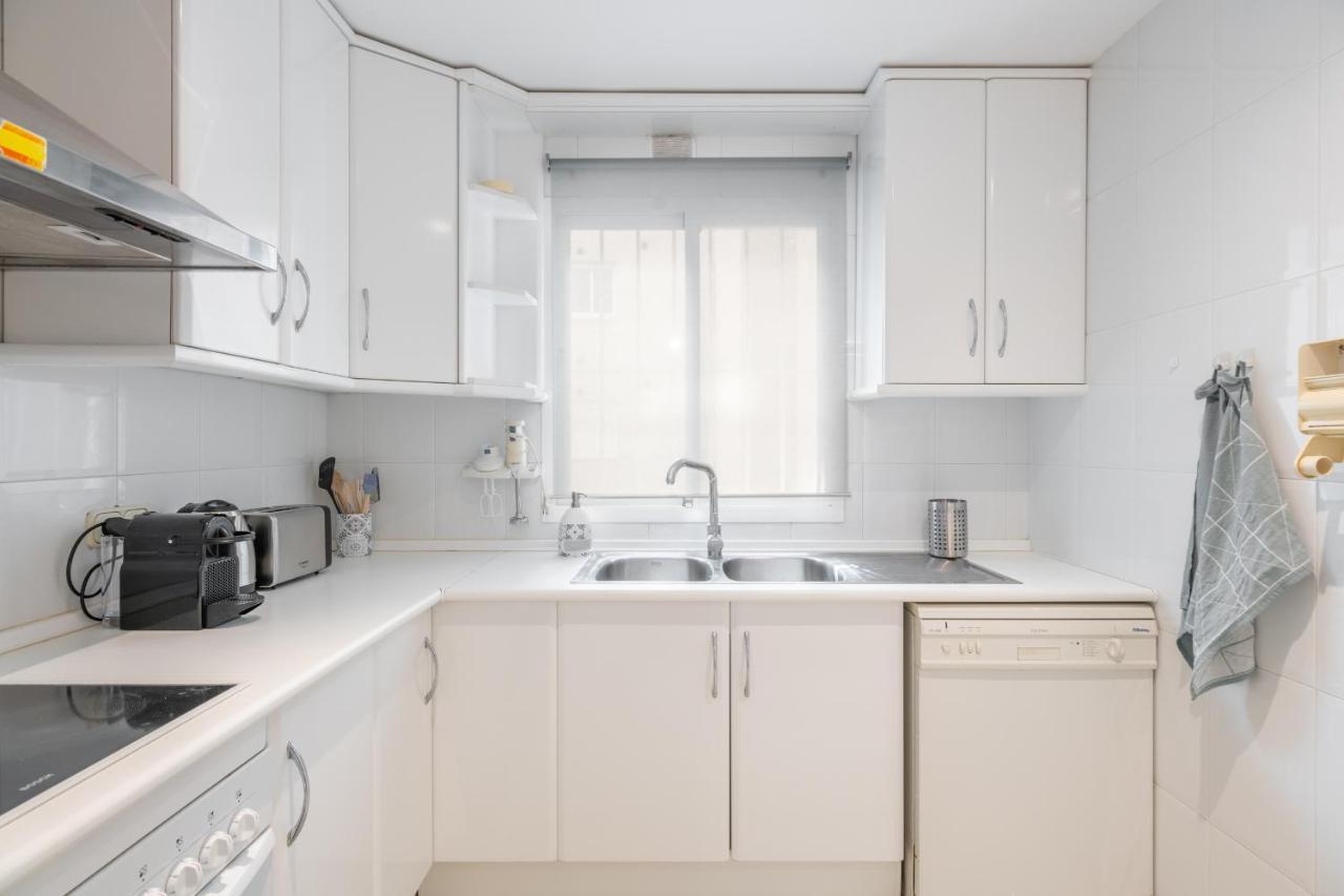 Apartamento Familiar Vistas Al Mar By Rent Me Estepona Exterior photo
