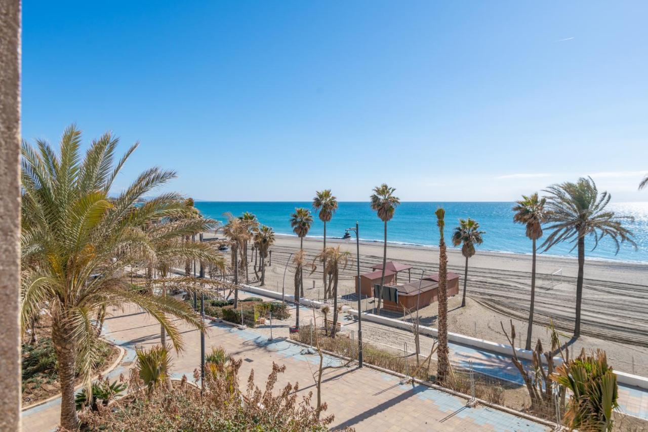 Apartamento Familiar Vistas Al Mar By Rent Me Estepona Exterior photo